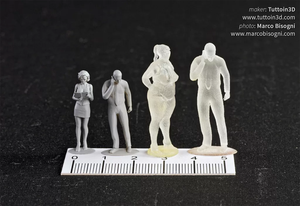 Figure stampate in 3D con una stampante MJP (Multi Jet Printing)