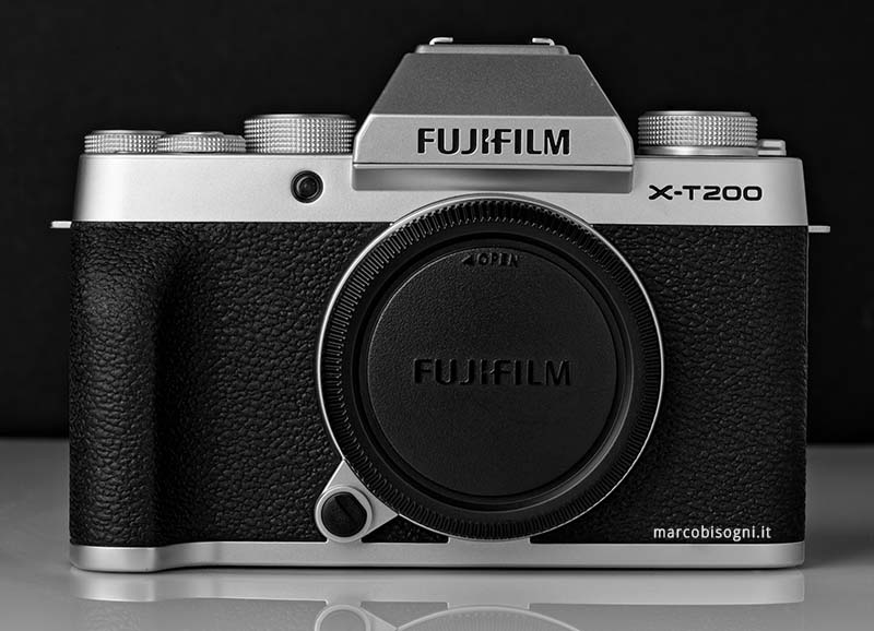 X-T200 fronte