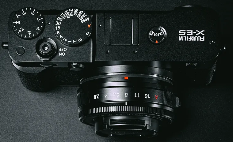 Fujifilm X-E5: una nuova ricetta - Recensione